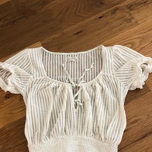 ADORABLE PUFF SLEEVE TOP